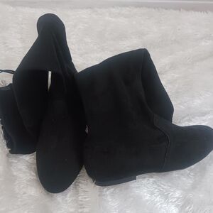 GB girls black  Suede Boots size 5